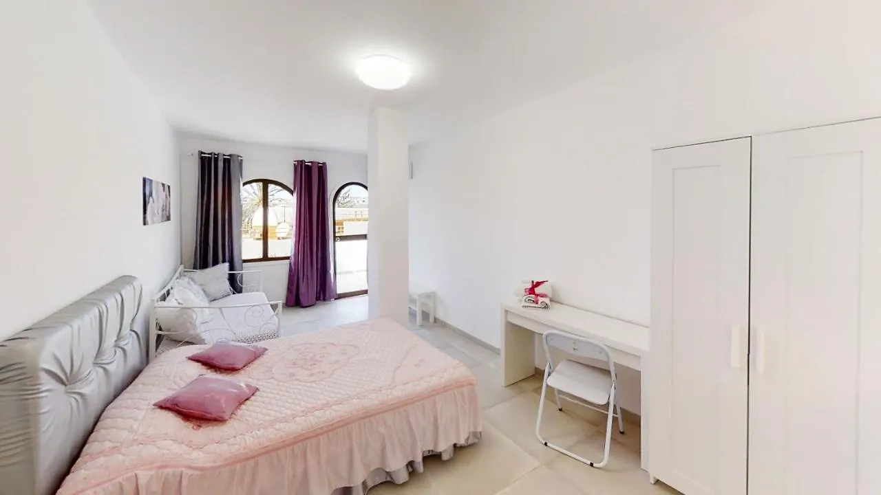 B&B Villa Las Buganvillas - 3 Habitaciones Y 3 Banos Privados En Maspalomas 마스팔로마스
